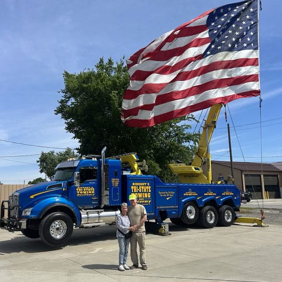 Tow Truck Near Me, Evansville, IN, Henderson, KY, Owensboro 24-Hour Towing 24/7